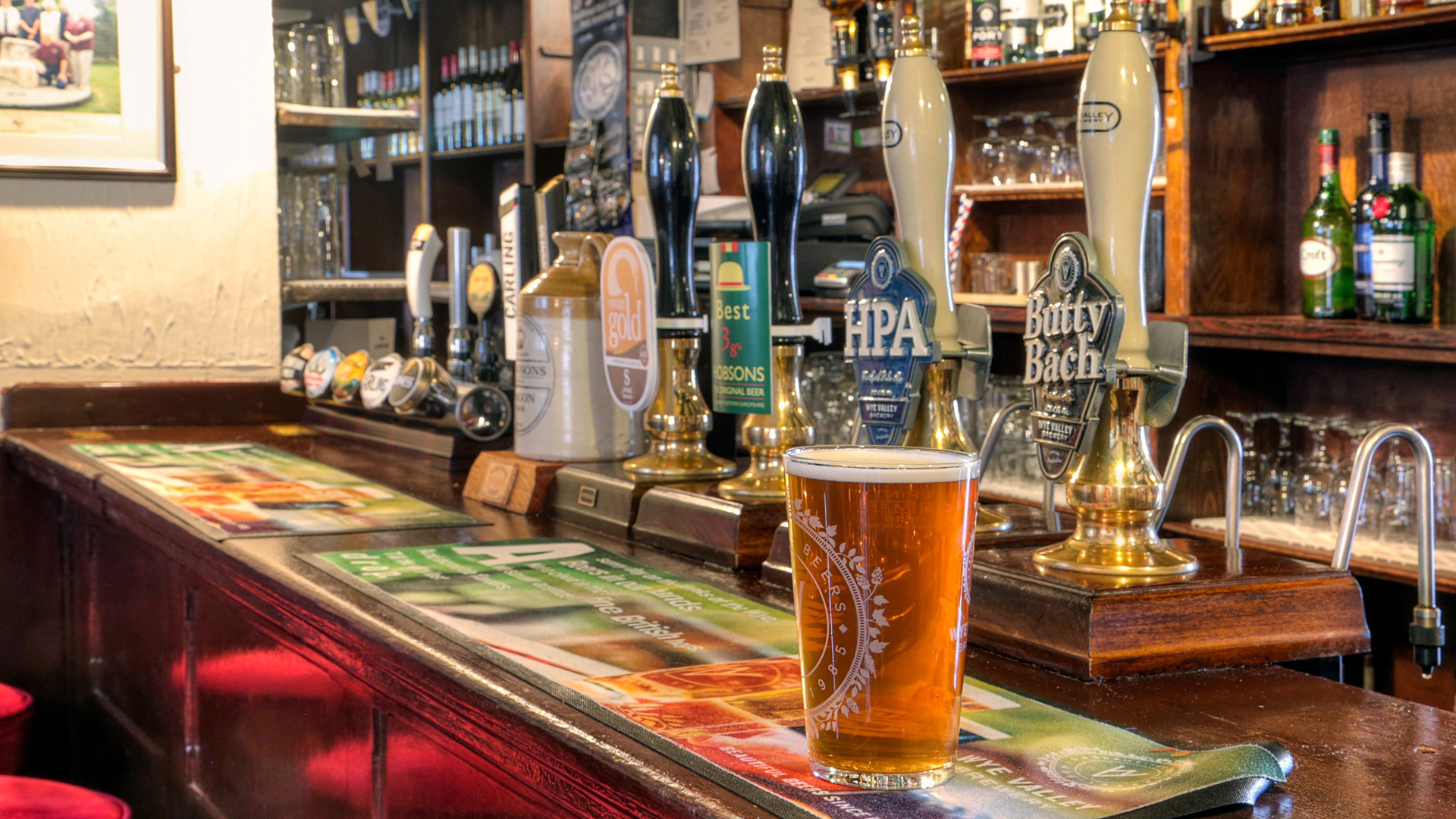 Banner Image - Pint of ale on the bar